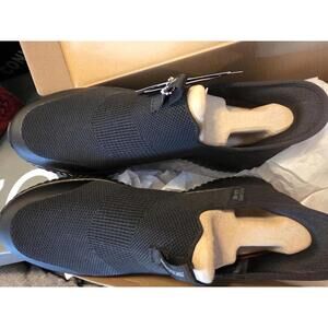 Sketchers Work Wear Mens 10.5 Black Slip Ins